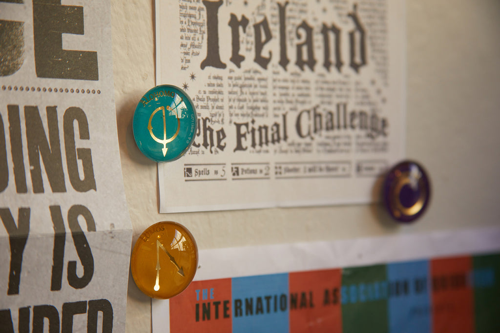 Harry Potter: Spells and Charms Glass Magnet Set (Set of 6)